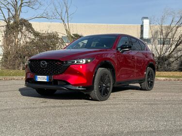 Mazda CX-5 2024: guarda la gallery del suv premium giapponese 2