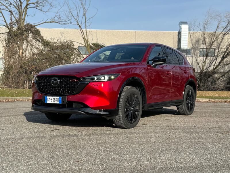 Mazda CX-5 2024: guarda la gallery del suv premium giapponese 2