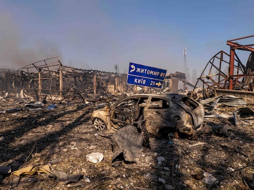 I raid russi sull’energia. “Vertice fra i tre leader? Solo per siglare l’intesa”