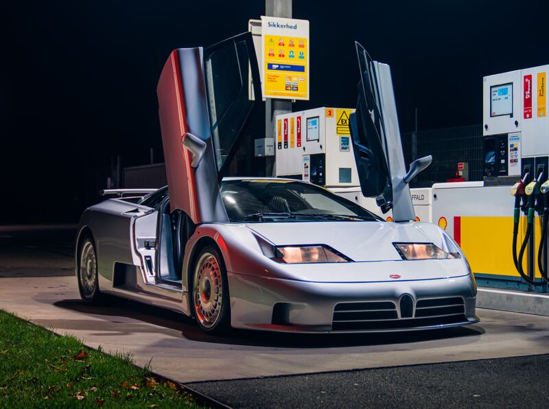 Bugatti EB110, guarda la gallery 6