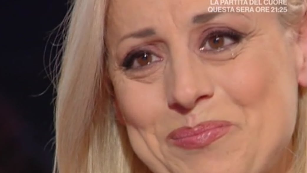 Lacrime per Cristiana Ciacci a sei anni dalla scomparsa di Little Tony