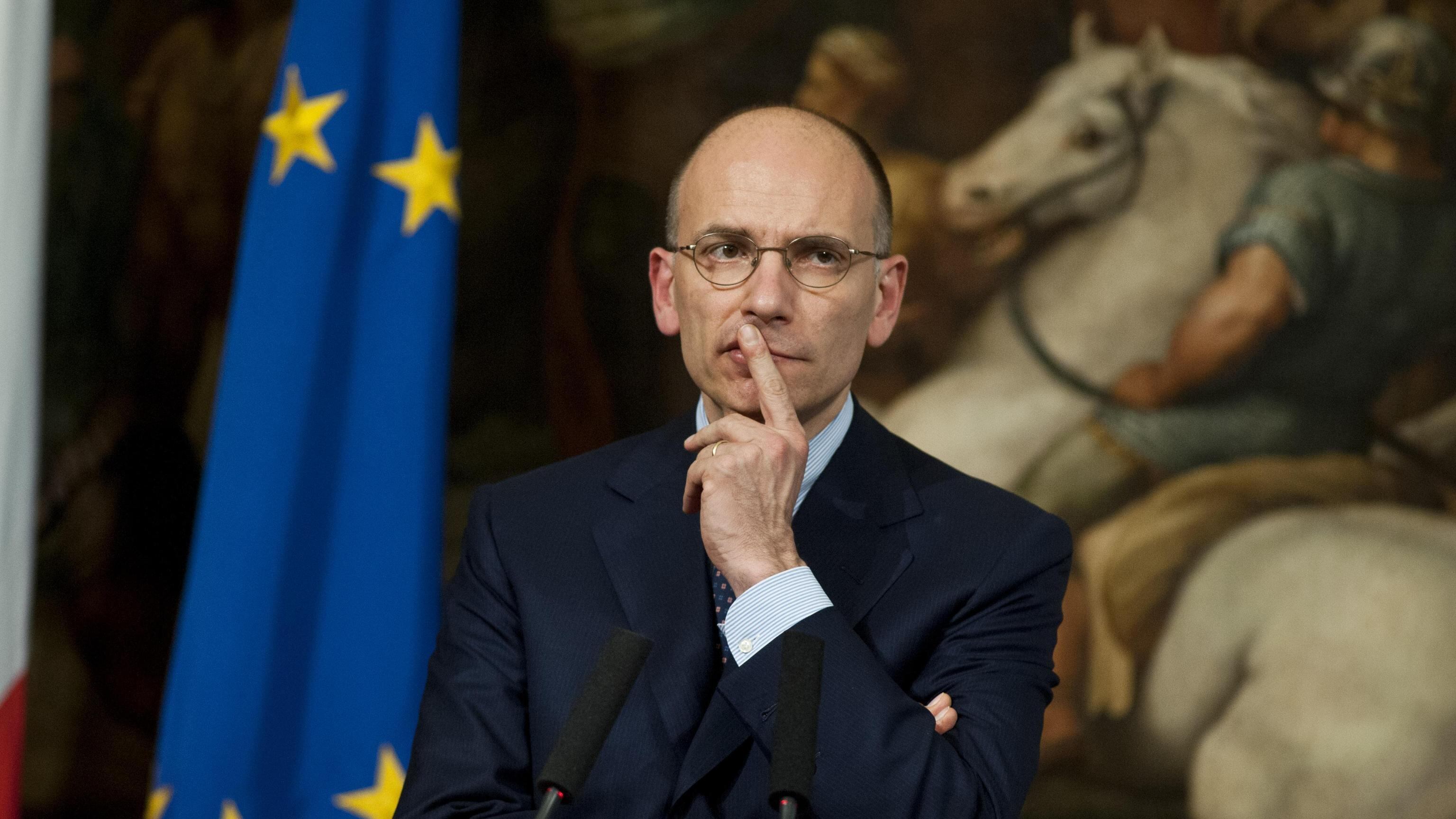 Dalle palle d'acciaio alla faccia di bronzo Letta tira a campare