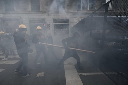Le tensioni al corteo di Genova 2