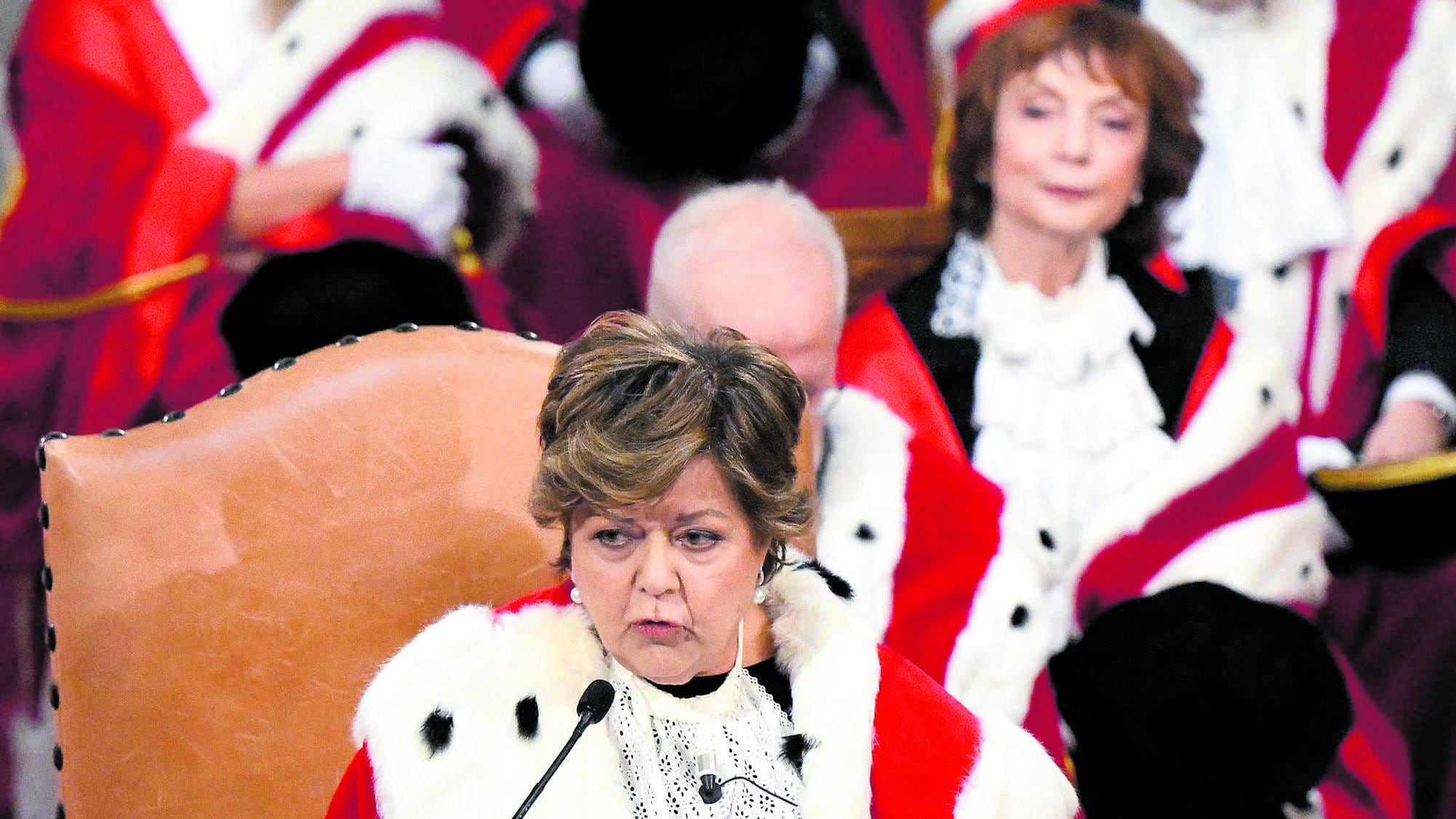 "Un lavoro ai reclusi nei Cpr". La presidente di Cassazione riscrive le leggi sui clandestini