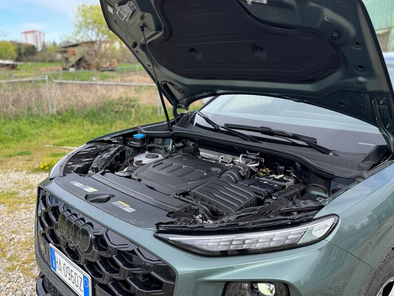 Nuova Audi Q3: la gallery 12