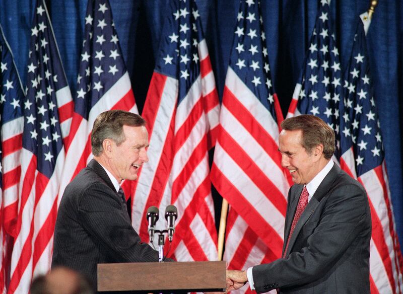 Dole e George H. W. Bush