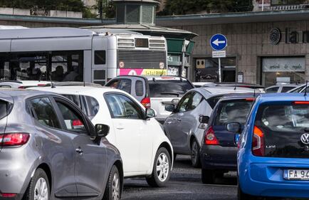 Traffico in tilt a Roma 4