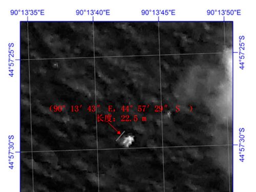 Aereo scomparso, trovati nuovi oggetti nell'Oceano