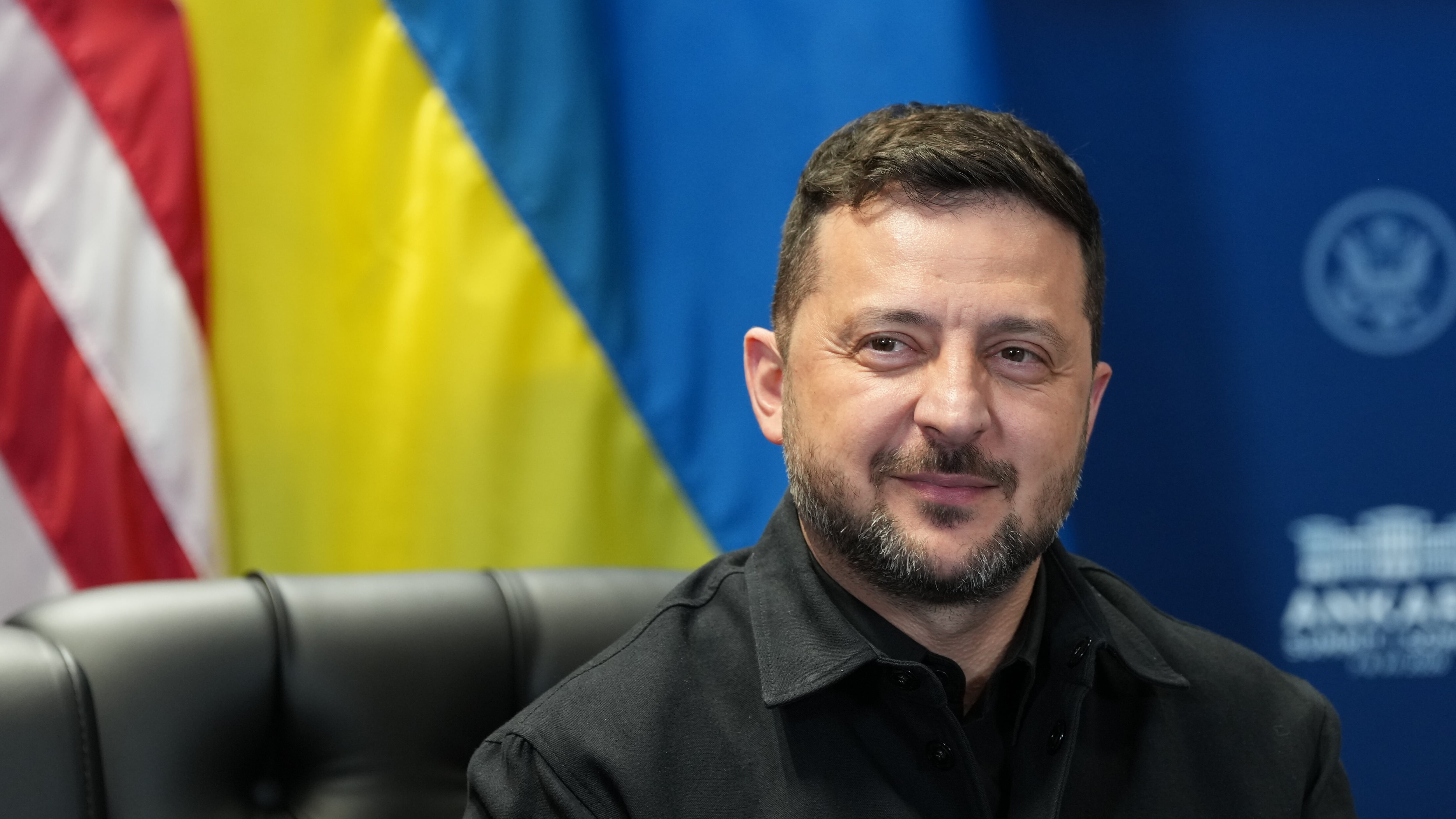 Razzi su Kiev e rebus esercito per Zelensky. Mosca caccia l'addetto italiano: ira Tajani