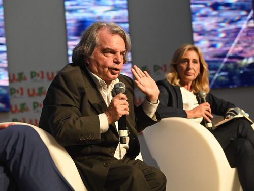 Pa, le nuove regole per gli impiegati. Politica in pressing "Disco da riaprire"