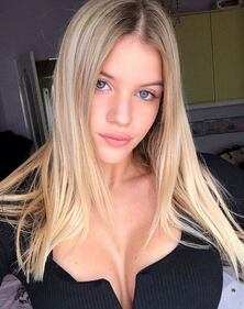 Sara Croce, Madre Natura sexy sui social  4