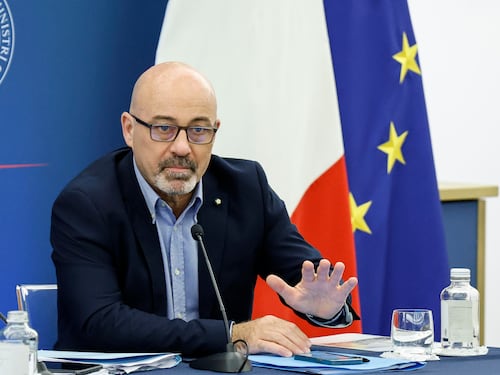 Ecco le regole: case più fredde, ma non asili e ospedali