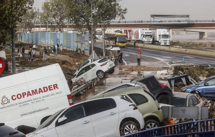 Spagna, Valencia colpita dalle alluvioni: morte e distruzione 3