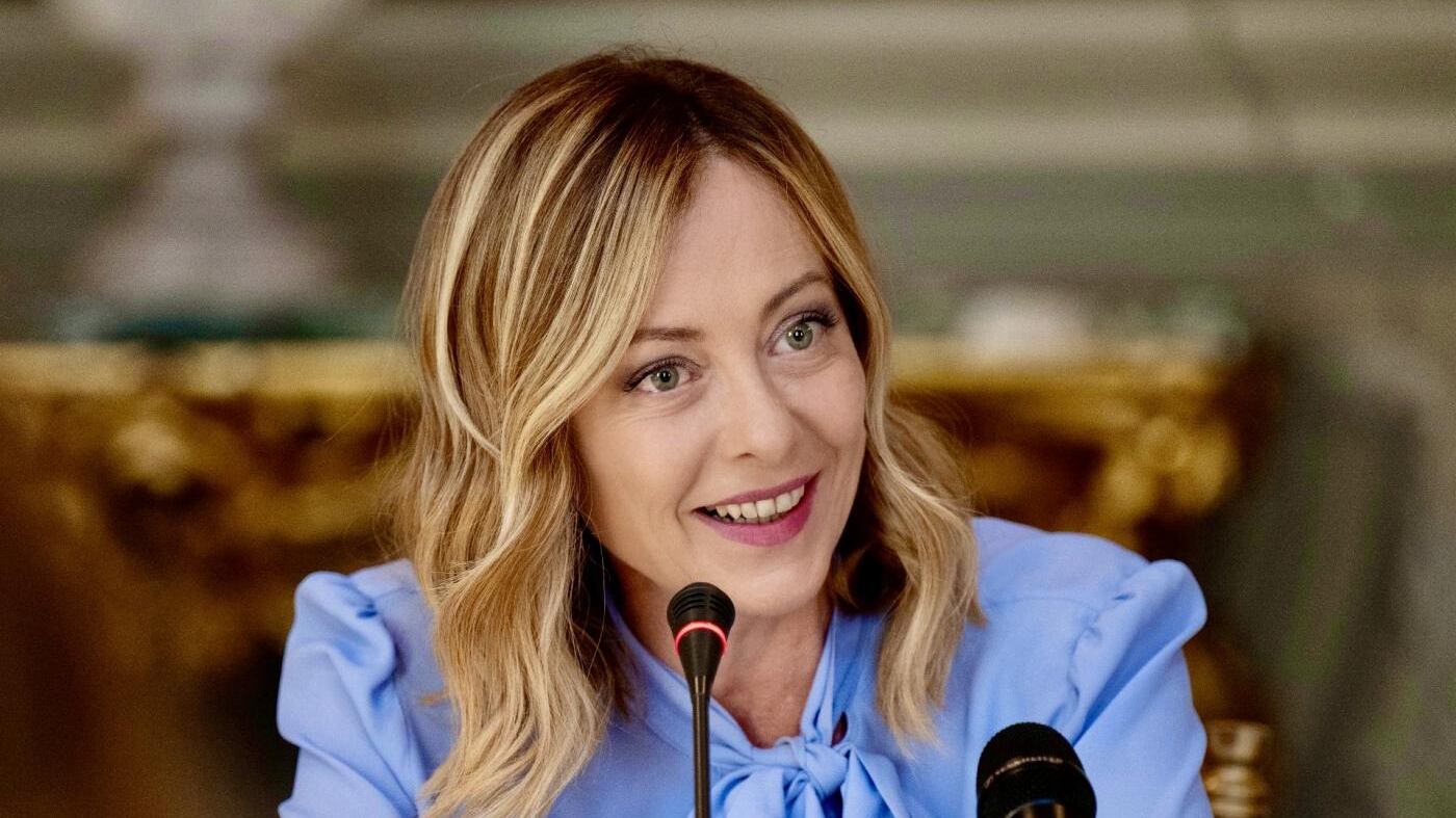 Meloni: "Rai occupata manu militari dalla sinistra"