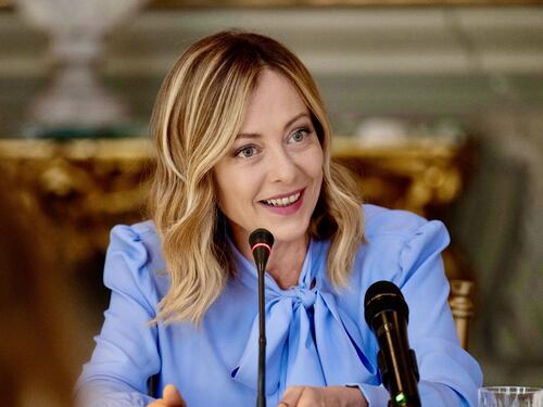 Meloni: "Rai occupata manu militari dalla sinistra"