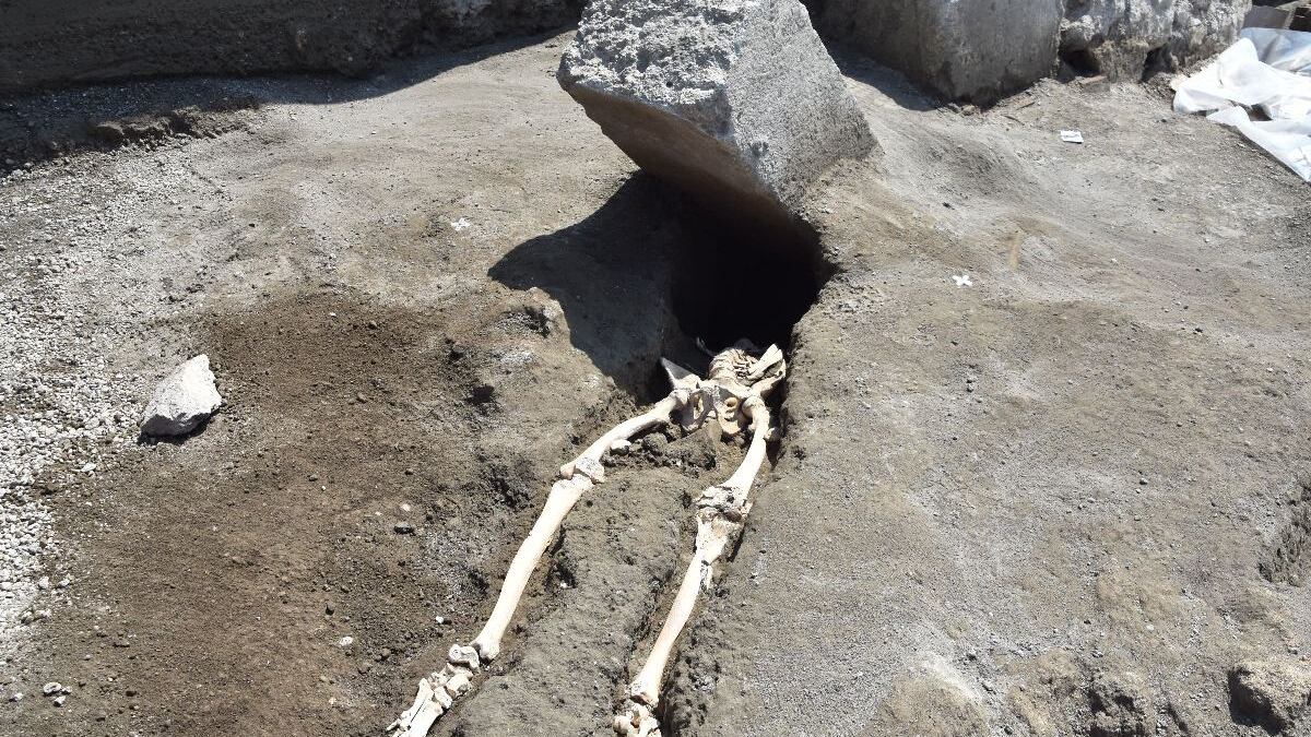 L'ultima vittima di Pompei: schiacciato mentre fuggiva