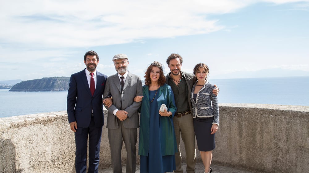 Tanto odio, poco amore. Muccino smonta la famiglia allargata