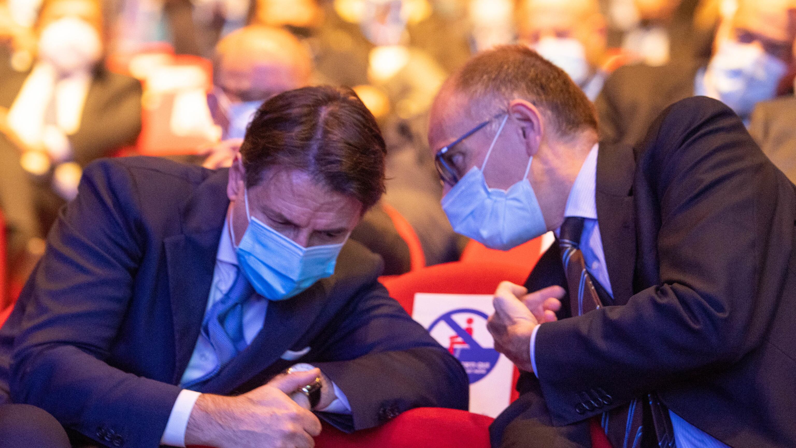 "Se il M5s si sfila è alto tradimento": psicodramma giallorosso in Sicilia