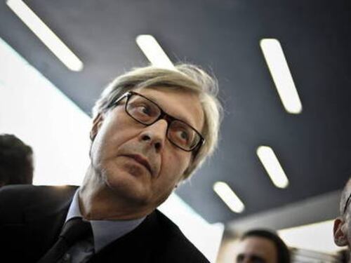 Sgarbi: "Alla Barcaccia danni inesistenti. Li pago io"