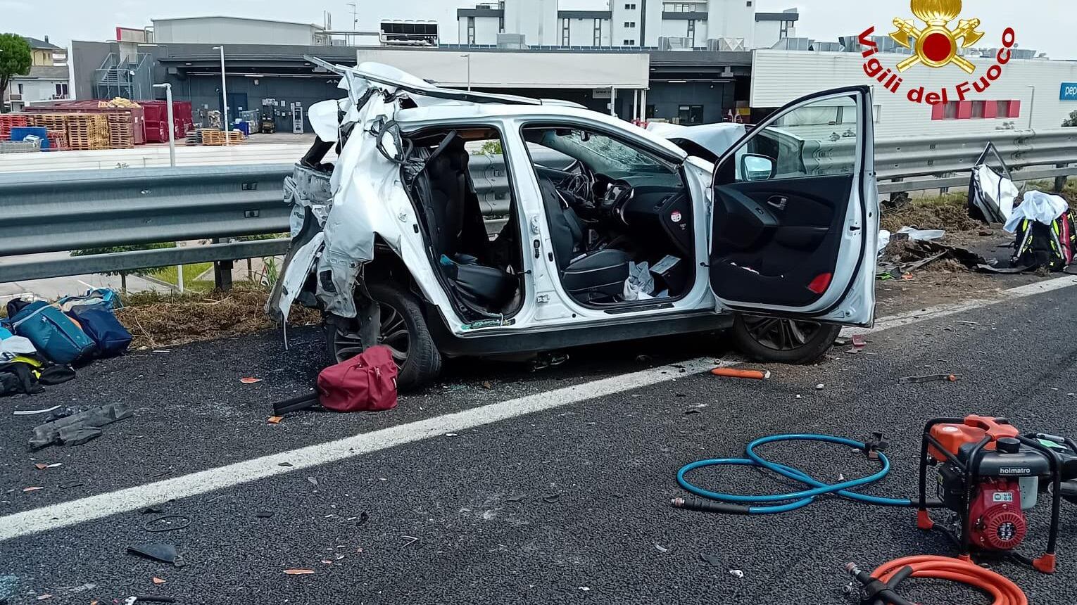 A4, maxi incidente tra Venezia e Padova: un morto e 17 feriti, autostrada chiusa