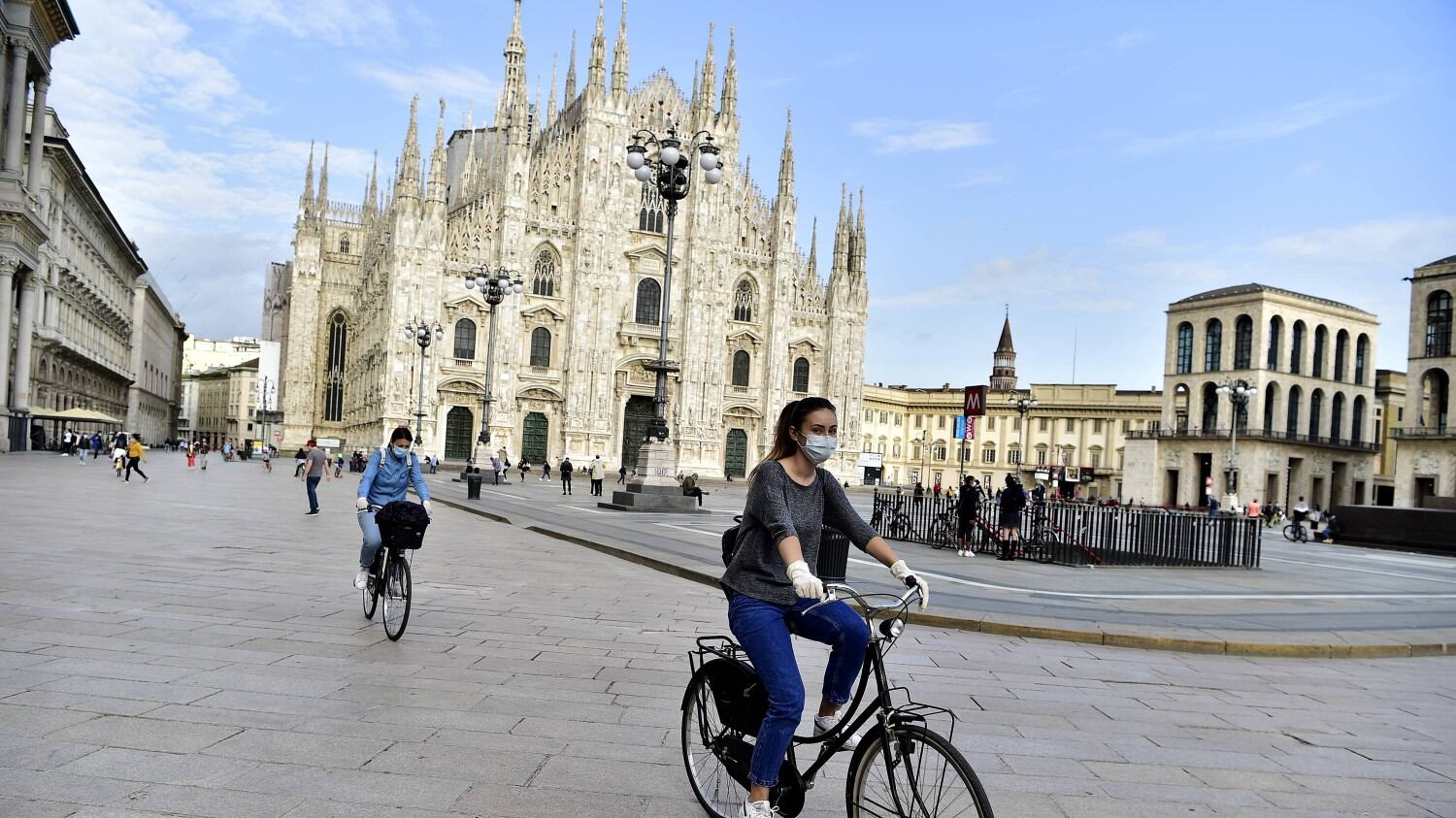Il governo cede alle Regioni: così si riparte dal 18 maggio