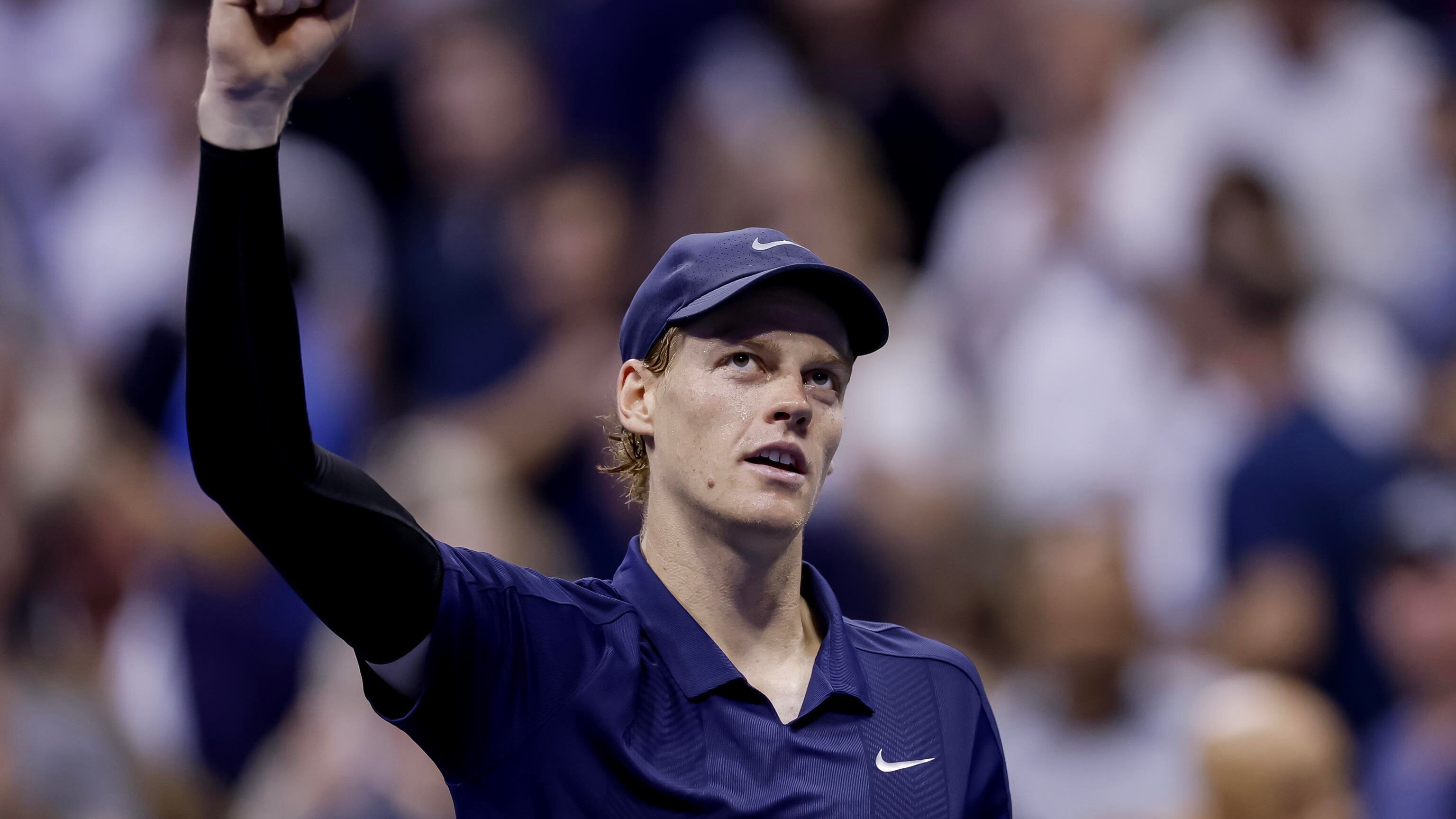 Us Open, Sinner soffre ma batte Auger-Aliassime in 4 set: domenica la finale dei sogni con Alcaraz