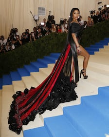 Met Gala 2017, i look più sexy 26