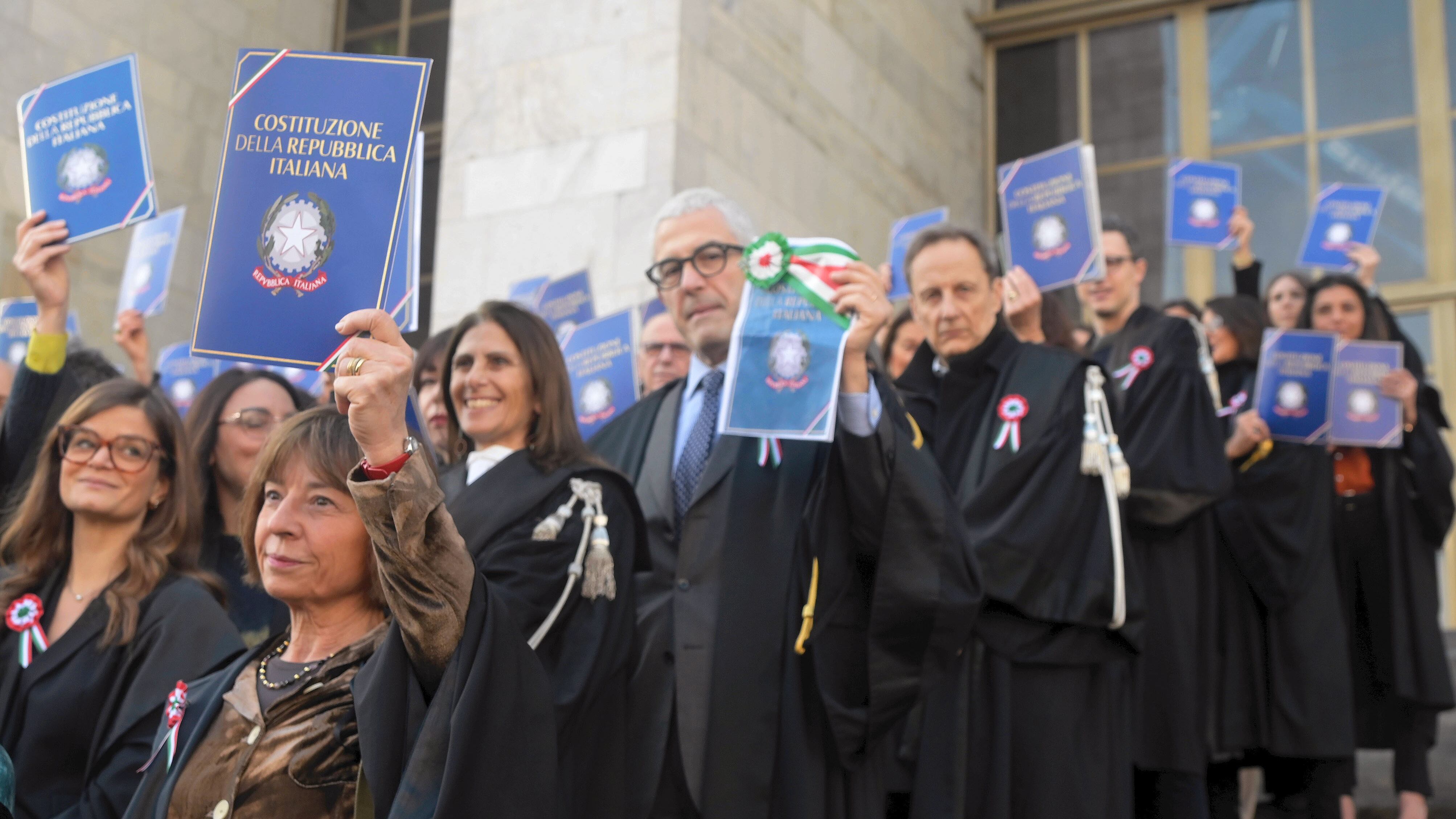 Magistrati contro il governo (non tutti)