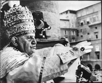 Nel giorno dell'incoronazione: è il 1958