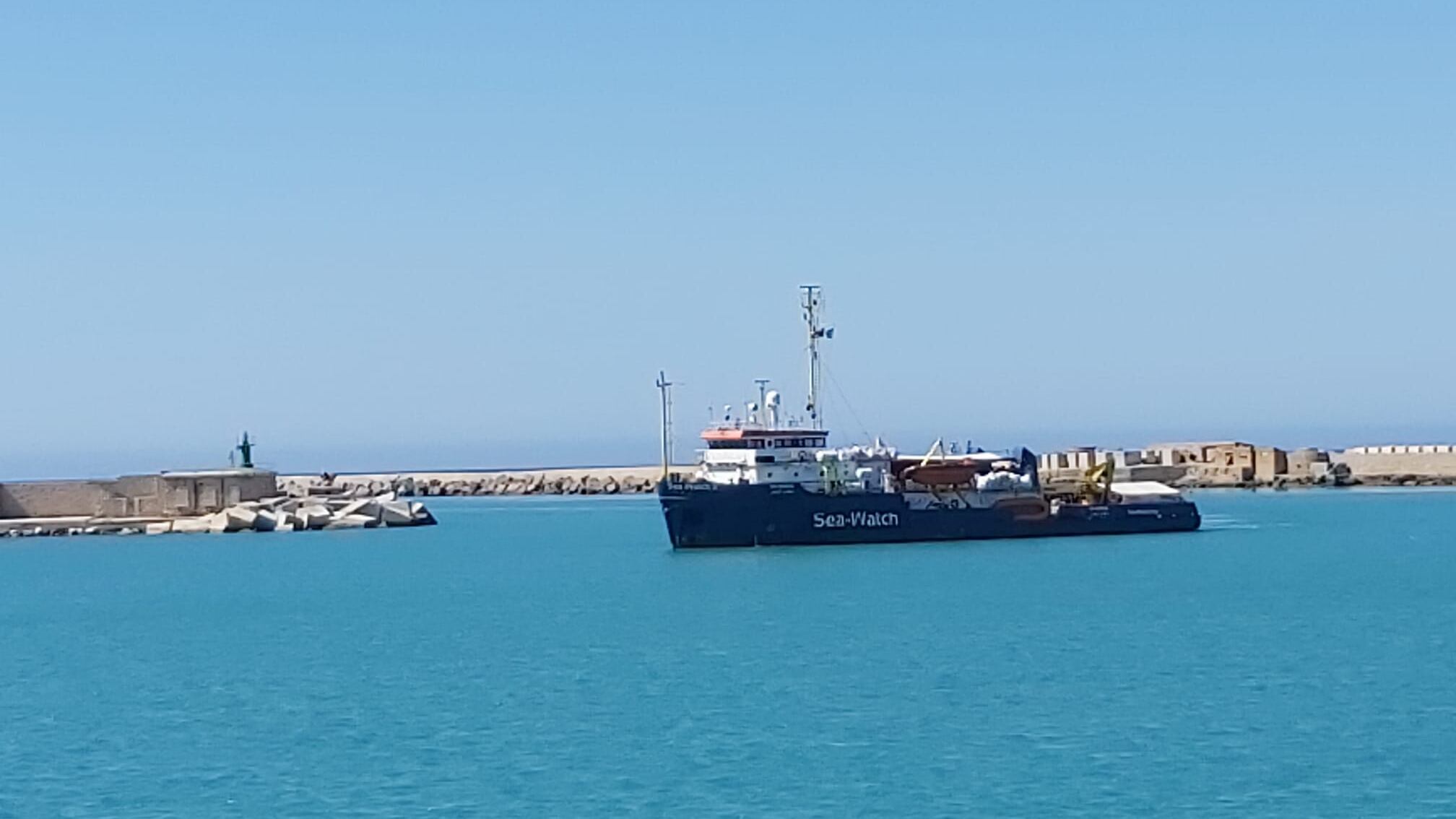Un focolaio sulla Moby Zaza Da Sea Watch 28 contagiati