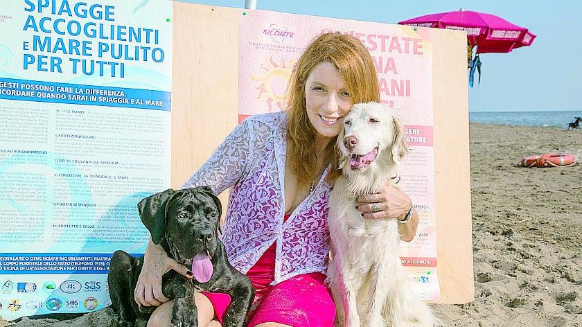 "Grazie a noi basta canili lager. Berlusconi? Adora gli animali"