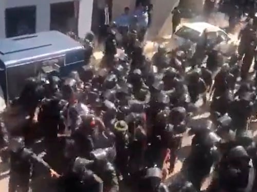 Pakistan, arrestato l'ex premier Imran Khan: si temono disordini nel Paese