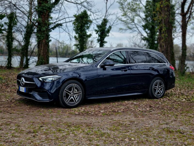 Mercedes Classe C 300e: le foto del plug-in della Stella 14