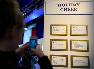 Ora i tweet di Donald Trump diventano opere per una mostra 4