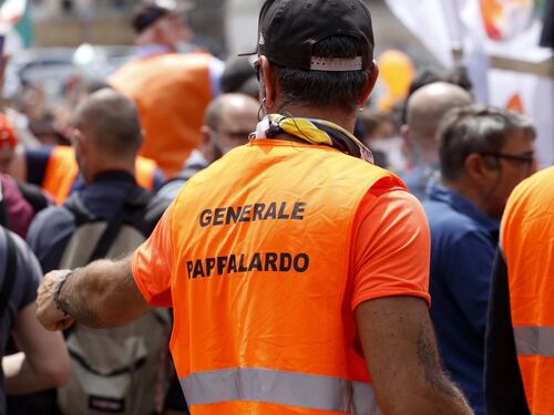 L'errore di confondere quei gilet con la destra