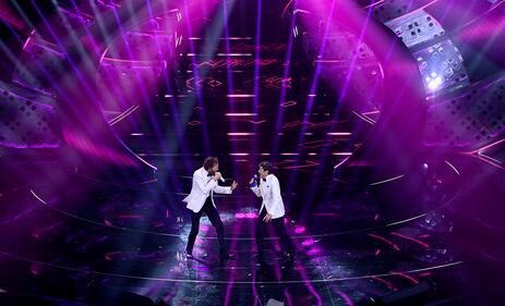 Gianni Morandi e Jovanotti mattatori di Sanremo 6