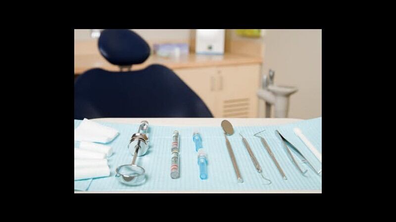 Gli strumenti del dentista