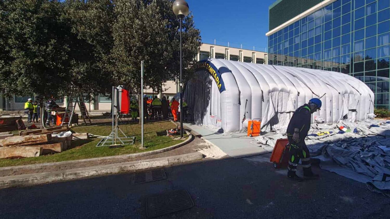 Guarita allo "Spallanzani" la prima cinese contagiata