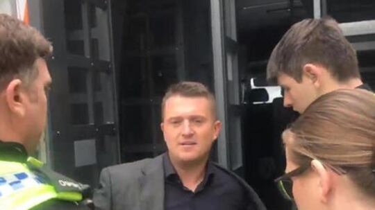 Regno Unito, arrestato Tommy Robinson: oppositore delle gang di stupratori