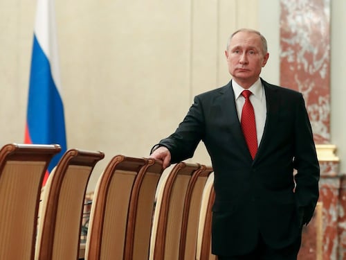Putin licenzia il suo storico consigliere Vladislav Surkov