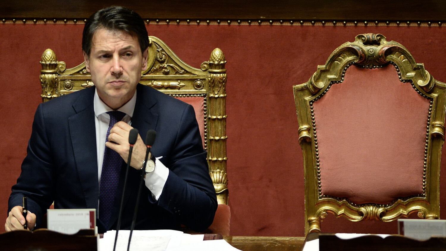 Senato, il governo Conte ottiene la fiducia