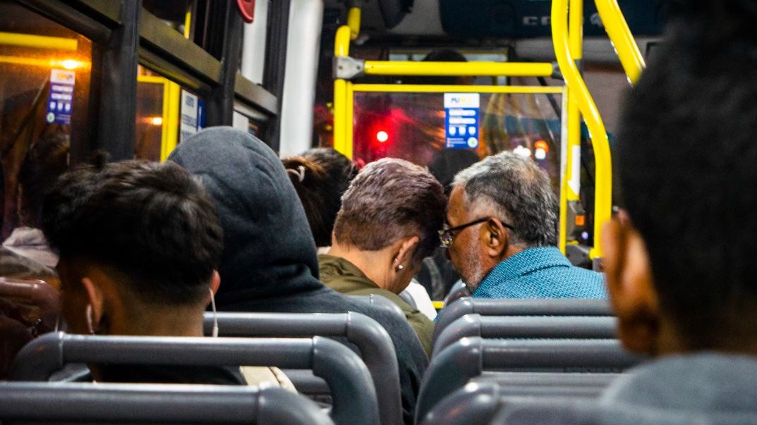 La scintilla è scoccata sul bus