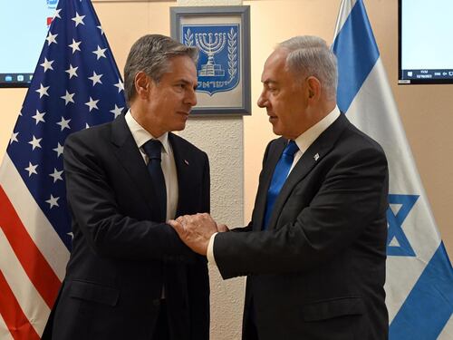 Biden "scavalca" il Congresso: via libera a 157 milioni di aiuti militari per Israele