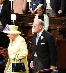 Royal Wedding: colori accesi per Elisabetta 8