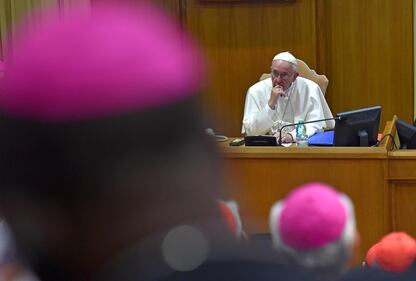 Papa Francesco apre il Sinodo sulla famiglia 2