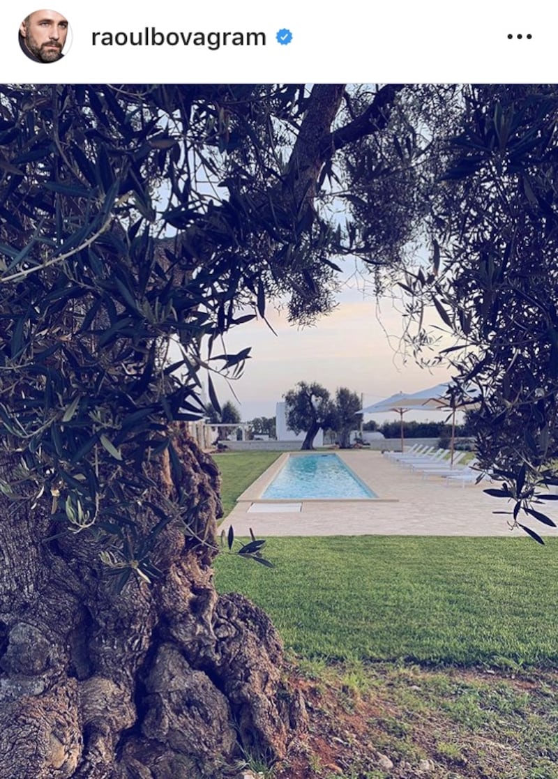 Raul Bova fa acquisti in Puglia: compra una masseria con tanto di ulivi e piscina 3