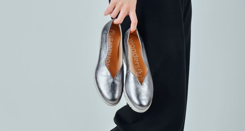 Le "ballerine" anche per uomini ultima deriva del gender fluid