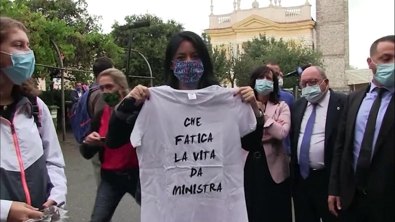 Le figuracce di Conte e Azzolina. Torna il peggio della settimana