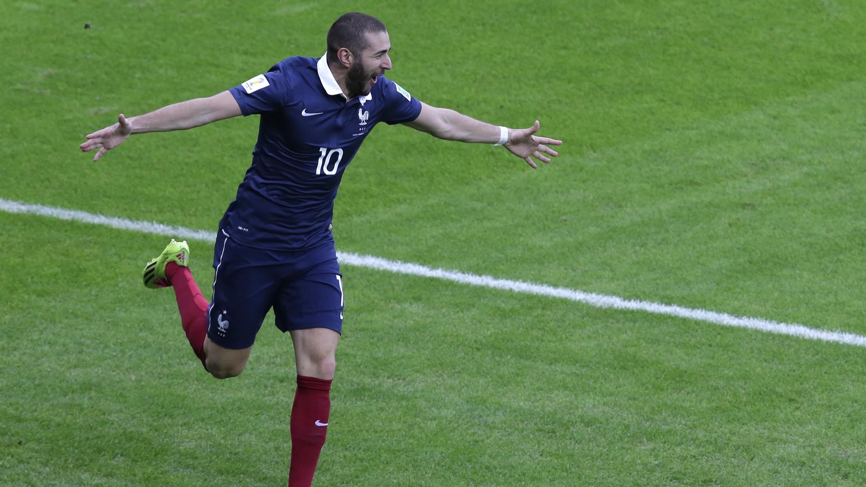 La Francia orfana di Ribery rispolvera Benzema e sogna