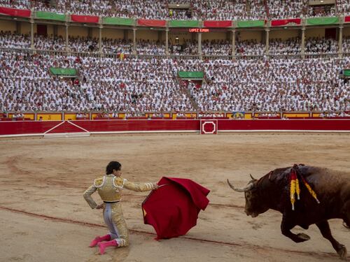 Pamplona, la corsa dei tori per San Firmino